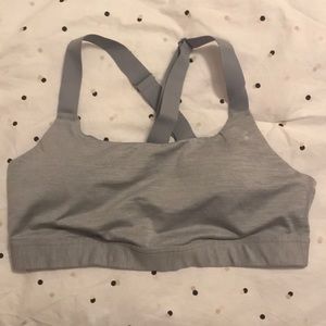 Brand New Under Armour Sports bra ❤️